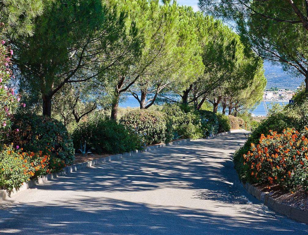 Residence Suarella Saint-Florent  Buitenkant foto